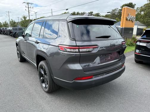 2025 Jeep Grand Cherokee L Altitude