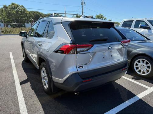 2019 Toyota RAV4 Hybrid LE