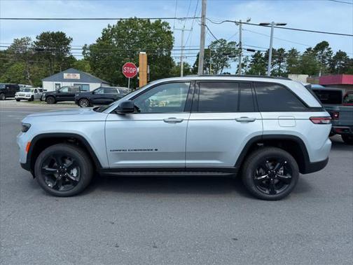 2025 Jeep Grand Cherokee Limited X