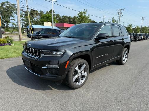2025 Jeep Grand Cherokee Limited X