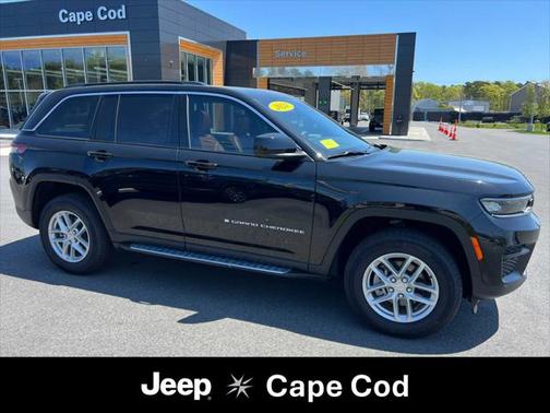 2024 Jeep Grand Cherokee Laredo