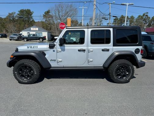 Silver Zynith Clearcoat 2023 Jeep Wrangler 4xe Base