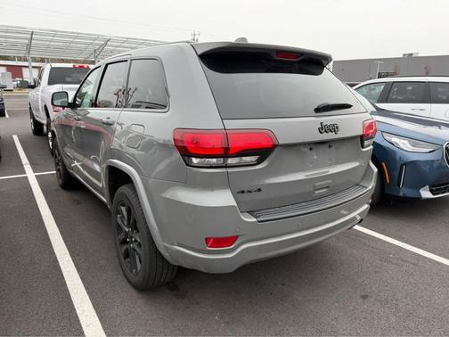 2021 Jeep Grand Cherokee Laredo