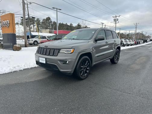 2021 Jeep Grand Cherokee Laredo