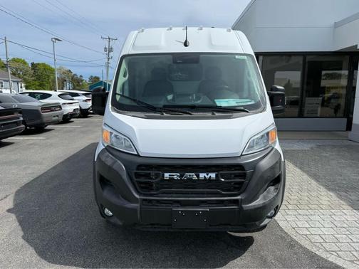 Bright White Clearcoat 2026 RAM ProMaster 2500 Tradesman