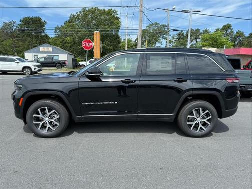 2025 Jeep Grand Cherokee Limited X