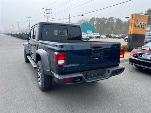 2025 Jeep Gladiator Sport S