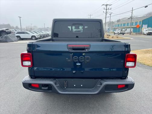 2025 Jeep Gladiator Sport S