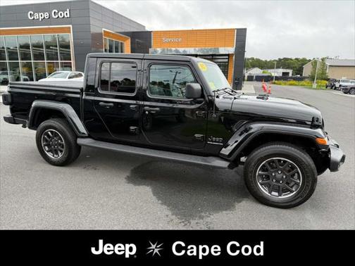 2023 Jeep Gladiator Overland