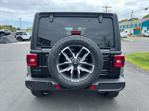 2025 Jeep Wrangler 4xe Sport S