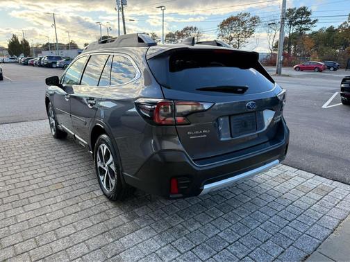 2021 Subaru Outback Touring XT