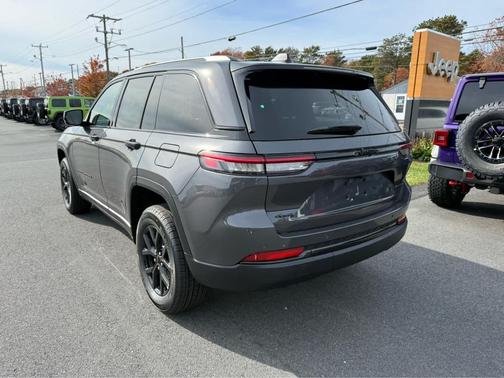 2025 Jeep Grand Cherokee Altitude
