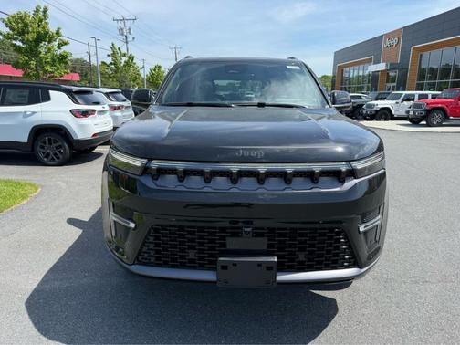 High Gloss Black 2026 Jeep Grand Wagoneer L Limited Reserve
