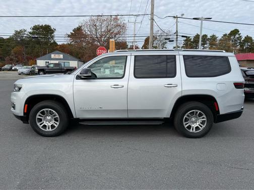 2024 Jeep Wagoneer Series I 4x4