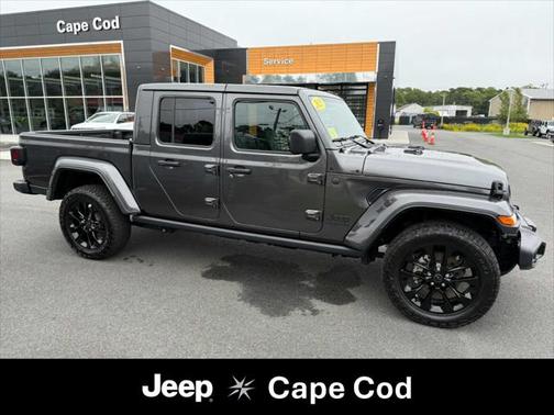 2025 Jeep Gladiator Nighthawk 4x4