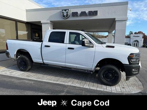 2026 RAM 2500 Tradesman 4x4 Crew Cab 64 Box