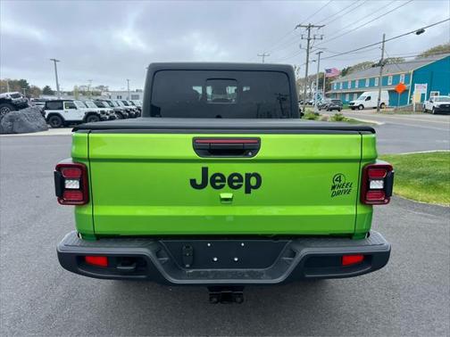 2025 Jeep Gladiator Willys 4x4