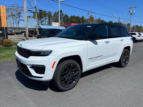 2025 Jeep Grand Cherokee Summit