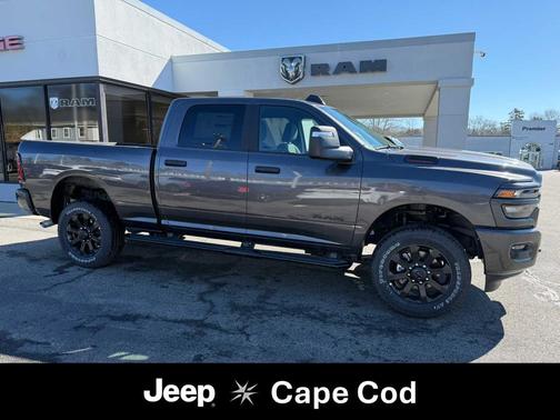 2026 RAM 2500 Big Horn 4x4 Crew Cab 64 Box
