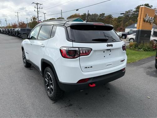2026 Jeep Compass Trailhawk