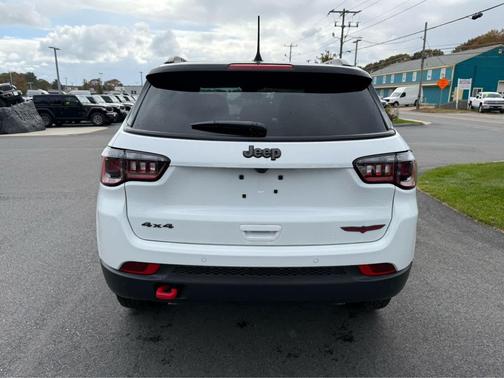 2026 Jeep Compass Trailhawk