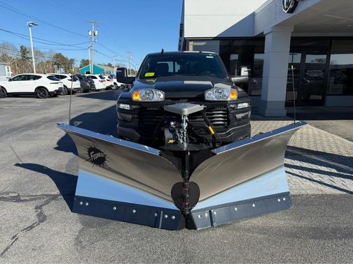 2026 RAM 2500 Tradesman 4x4 Crew Cab 64 Box