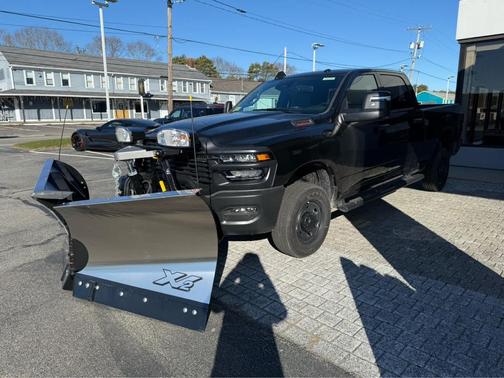 2026 RAM 2500 Tradesman 4x4 Crew Cab 64 Box