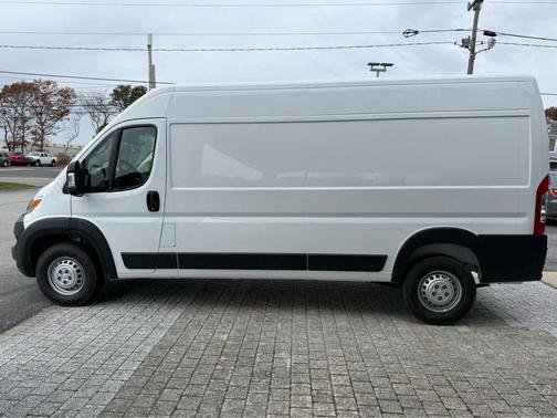 2026 RAM ProMaster 2500 Tradesman