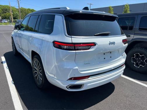 2023 Jeep Grand Cherokee L Summit Reserve