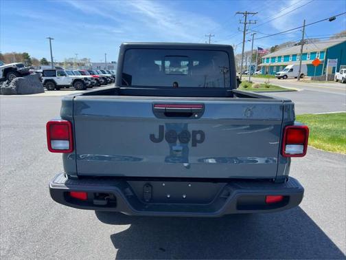 2025 Jeep Gladiator Sport S