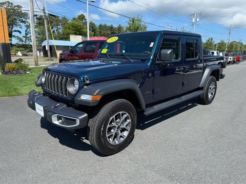 2025 Jeep Gladiator Sport S