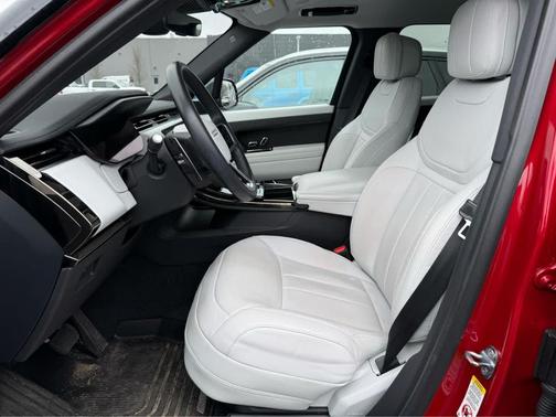 2023 Land Rover Range Rover Sport SE
