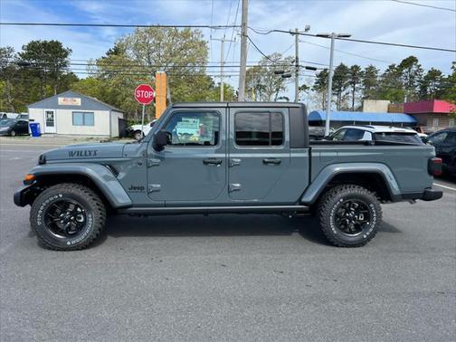 2025 Jeep Gladiator Willys 4x4