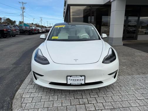 2022 Tesla Model 3 Standard Range