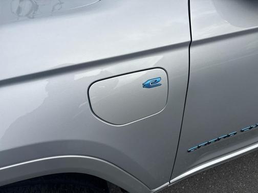 Silver Zynith 2023 Jeep Grand Cherokee 4xe 30th Anniversary