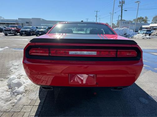 2014 Dodge Challenger Shaker Pkg
