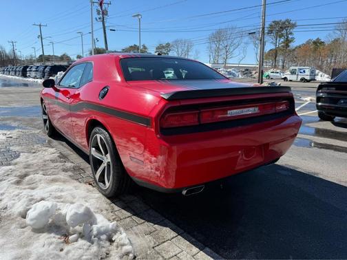 2014 Dodge Challenger Shaker Pkg