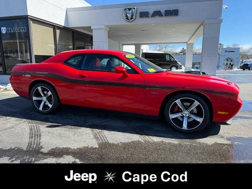 2014 Dodge Challenger Shaker Pkg