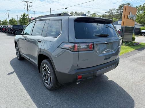 Sting-Gray Clearcoat 2026 Jeep Cherokee Limited