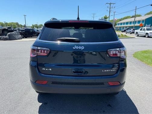 Fathom Blue Pearl Coat 2026 Jeep Compass Limited