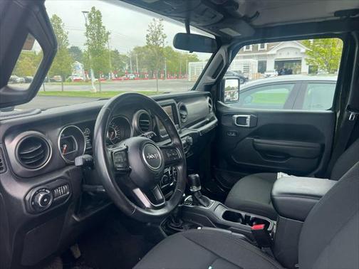 2022 Jeep Wrangler Willys