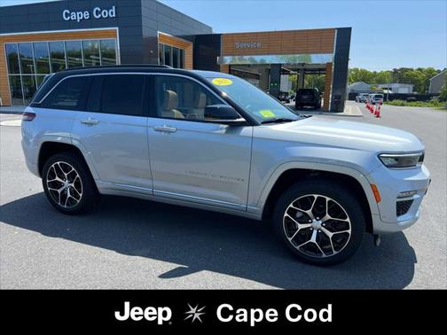 2025 Jeep Grand Cherokee Summit