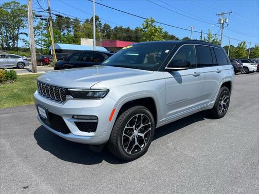 2025 Jeep Grand Cherokee Summit