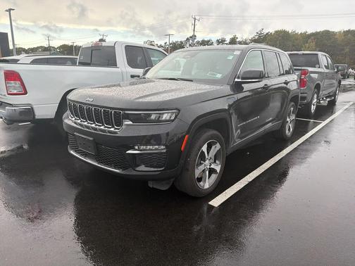 2023 Jeep Grand Cherokee 4xe Base