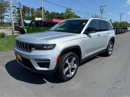 2023 Jeep Grand Cherokee 4xe Base