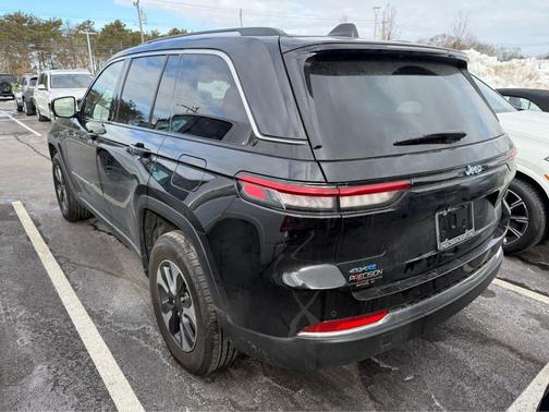 2023 Jeep Grand Cherokee 4xe Base