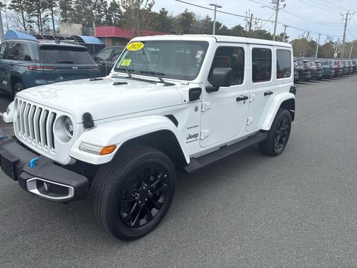 Bright White Clearcoat 2023 Jeep Wrangler 4xe Sahara