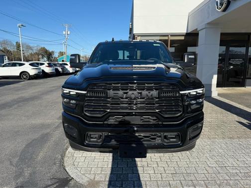 2026 RAM 2500 Laramie 4x4 Crew Cab 64 Box