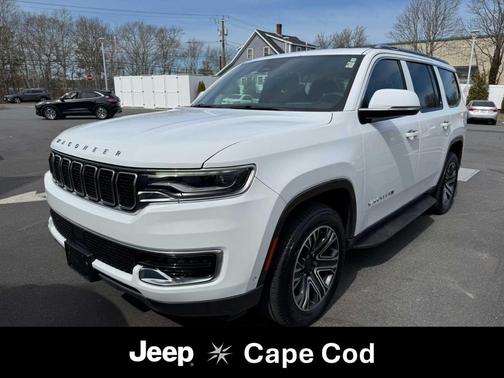 Bright White Clearcoat 2022 Jeep Wagoneer Series III