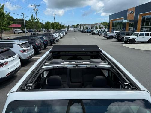Bright White Clearcoat 2023 Jeep Wrangler 4xe Base